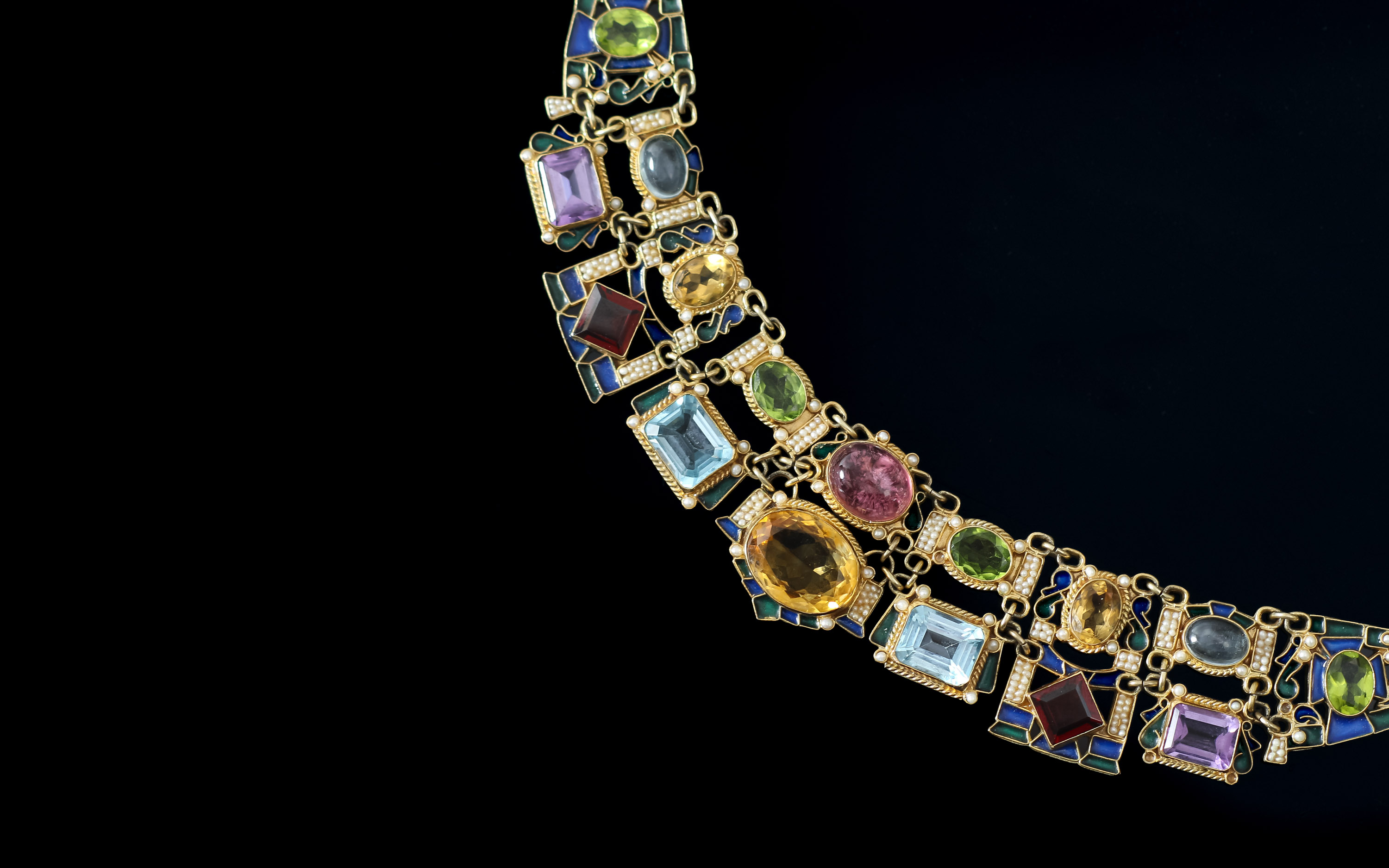 Necklace