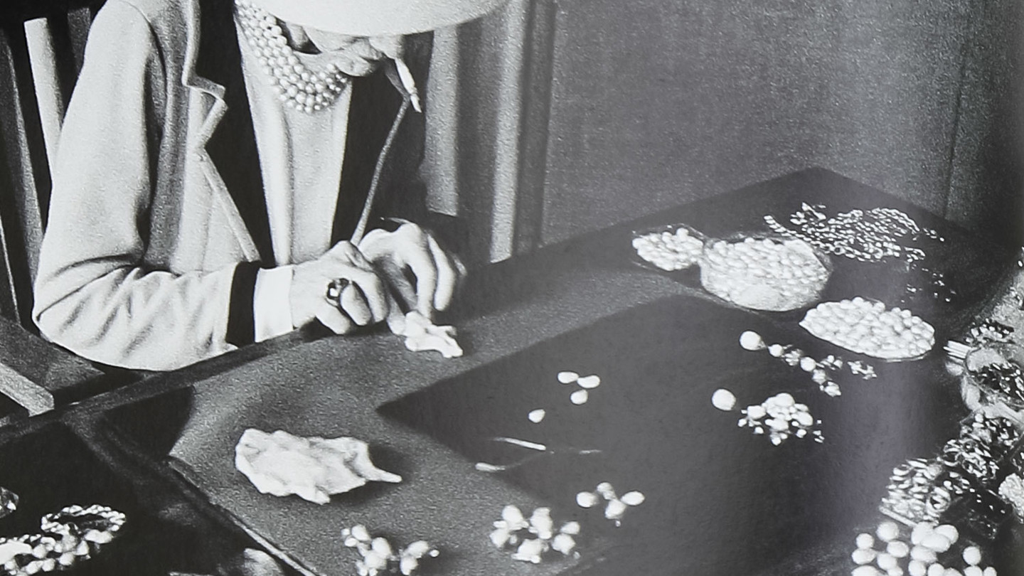 Chanel Book 4
