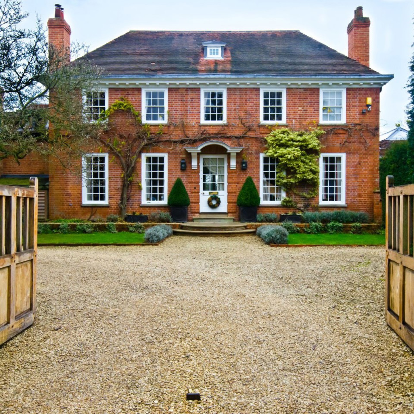 Probate Banner Image Large Manor House (1)